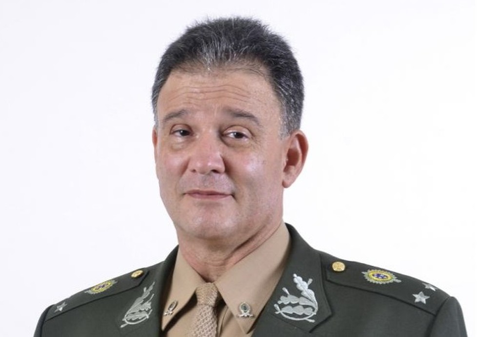 Diretor do Inep, o general da reserva Carlos Roberto Pinto de Souza,
